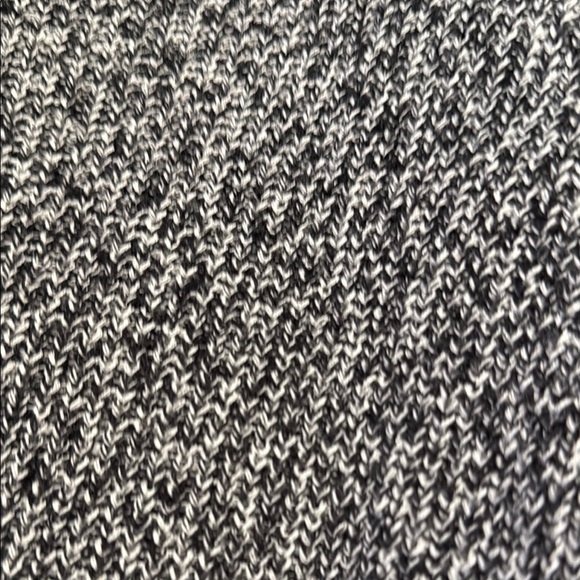 LOFT Gray Sweater with Crew Neck and Textured Fabric - Picture 4 of 4